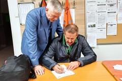 20251022_042009 20251022_042009